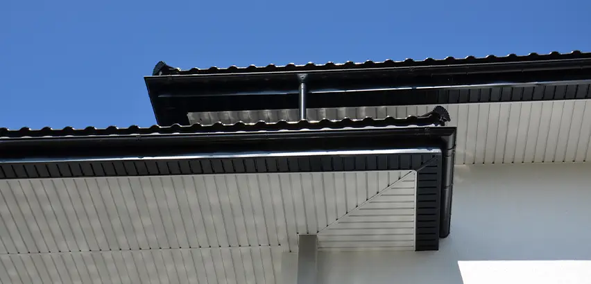 Roof Overhang Repair in Matteson